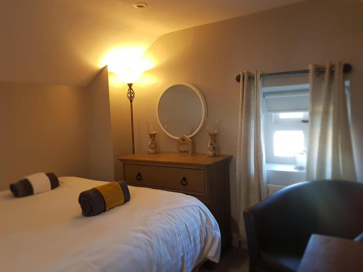 Magical 3-Bed Stone Built Cottage - Sleeps 6 Ballynahinch Bagian luar foto