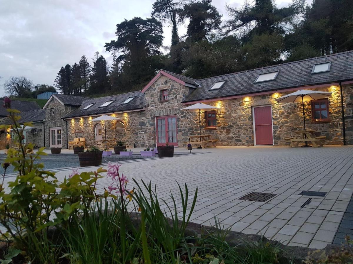 Magical 3-Bed Stone Built Cottage - Sleeps 6 Ballynahinch Bagian luar foto